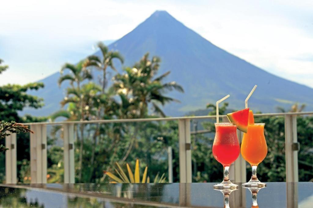 The Oriental Hotel Legazpi Exterior foto